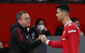 带队保级？他甚至不是一个教练！